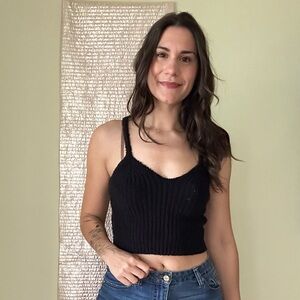 Black Altar'd State cropped  knit top